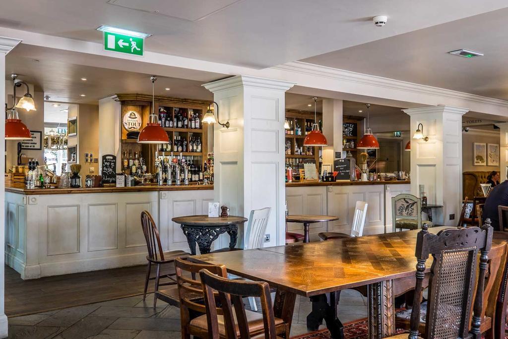 Hotel The Foley Claygate Exterior foto